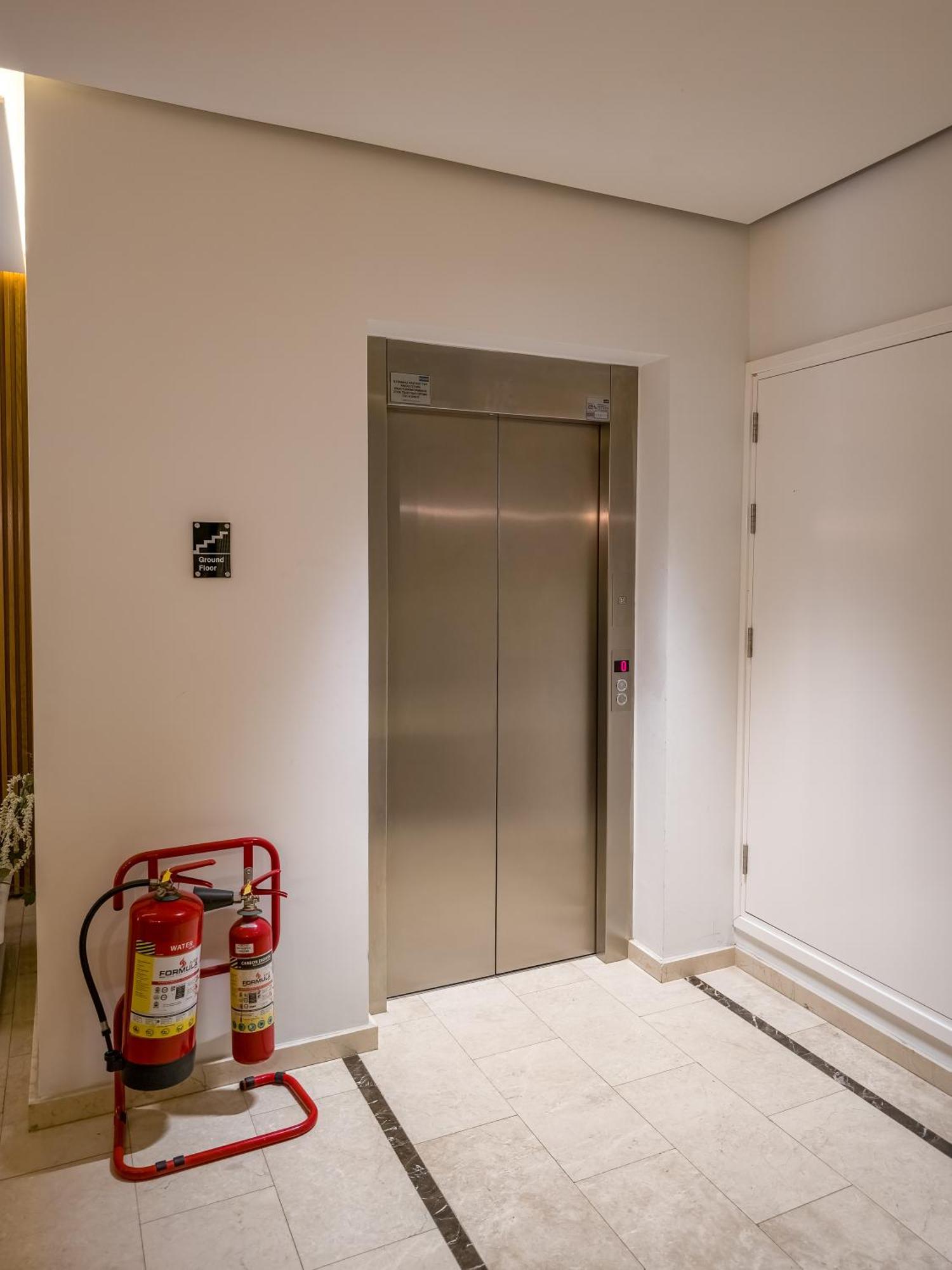 City Centre Studio Apartments Nikosia Bagian luar foto